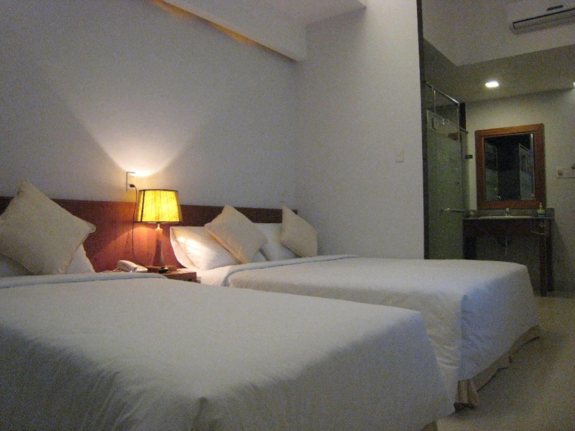 Da Nang Nemo Hotel Extérieur photo